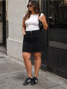 NWT Bongo Charcoal Gray Denim Skirt – Size XL